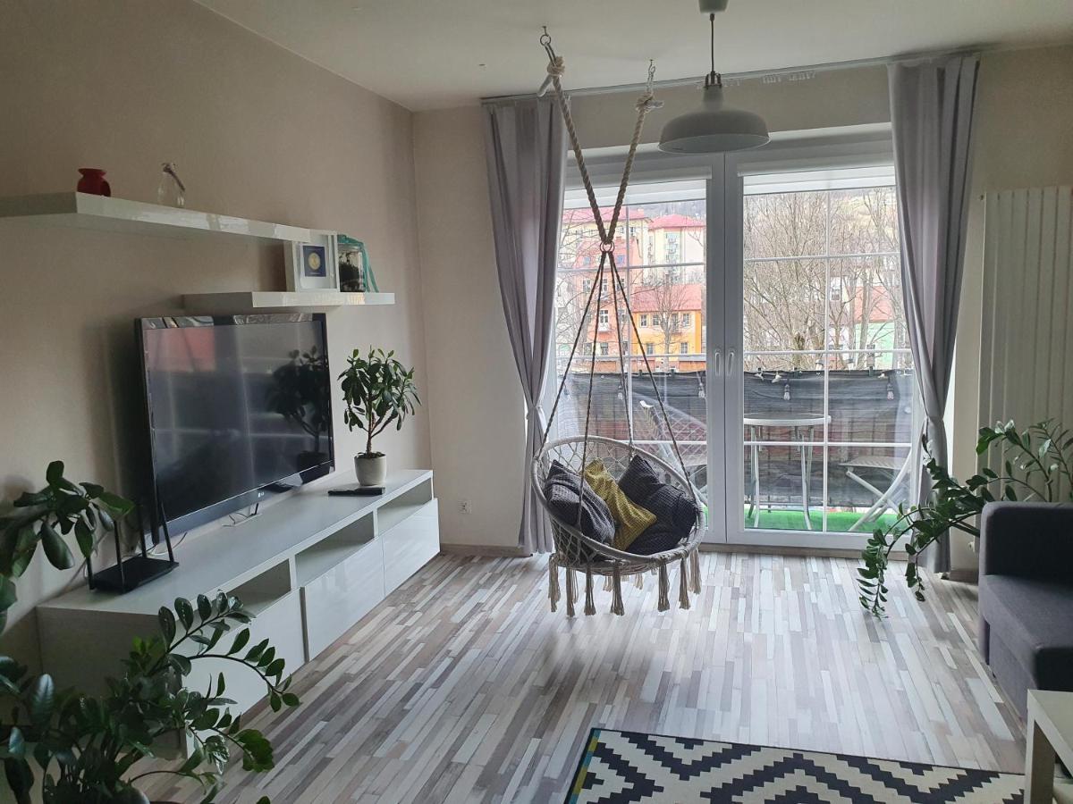 Apartament W Centrum อุสชิกีดอลเน ภายนอก รูปภาพ